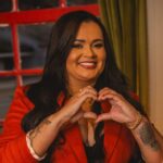 Klessinha convida Mani Rego para estrelar videoclipe poderoso de “Zé Ruela”